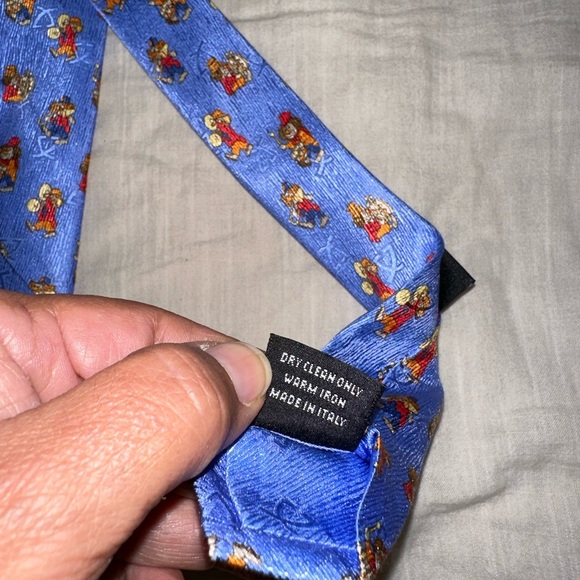 Leonard Paris Clown Pattern Tie - Picture 6 of 7